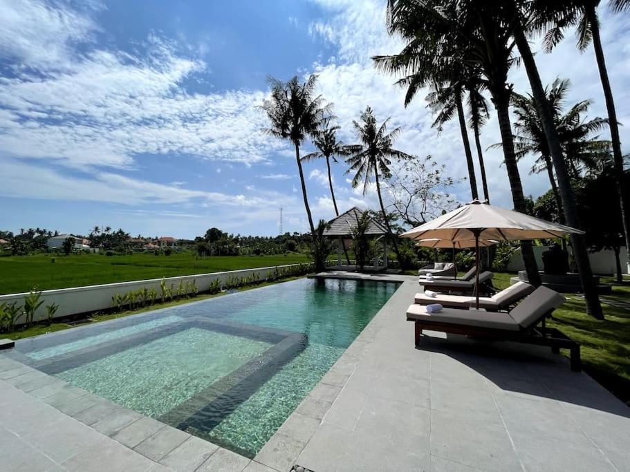 Villa Vespa Lovina Exteriér fotografie