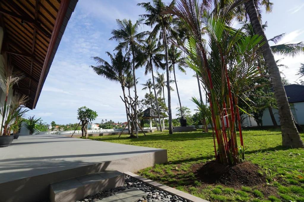 Villa Vespa Lovina Exteriér fotografie